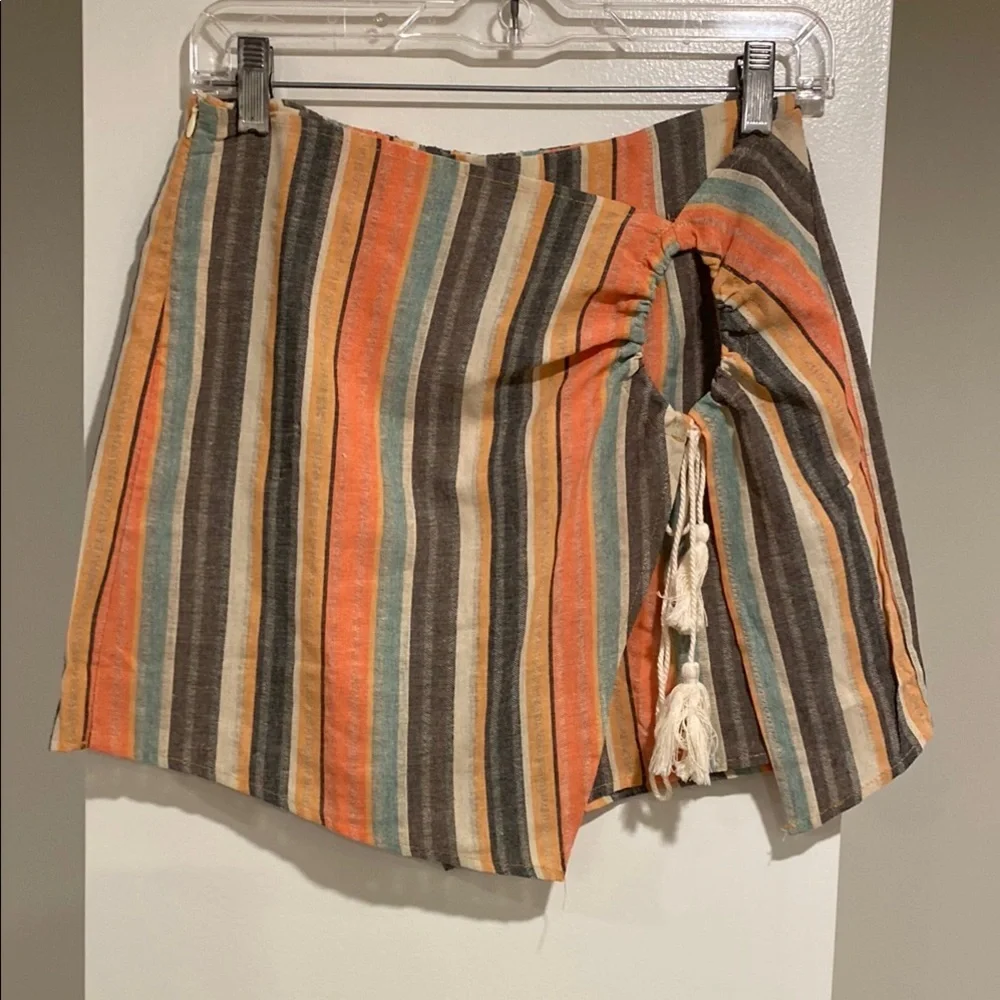 NWOT Shein striped size 6 shorts